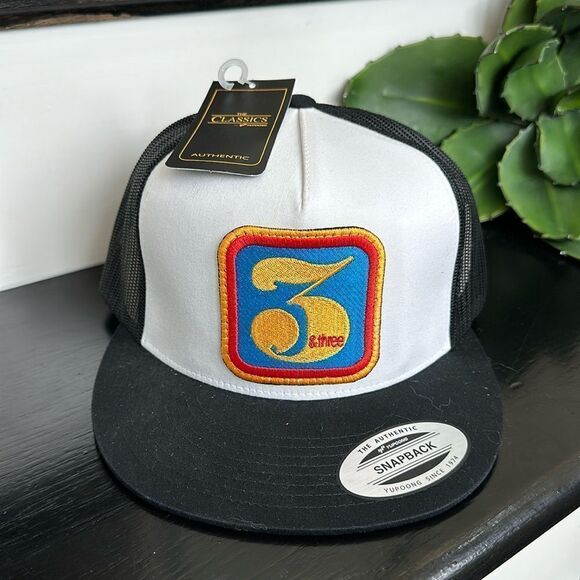 New w tags SnapBack trucker hat cap Dale Earnhardt - Picture 1 of 6